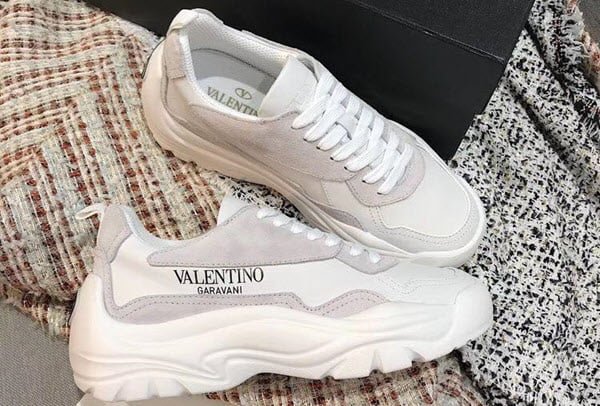 Giày sneaker nam thương hiệu Valentino