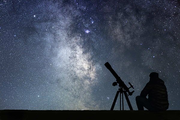 Những ưu điểm nổi bật nhất trong việc sử dụng kính thiên văn giá rẻ nào tốt nhất