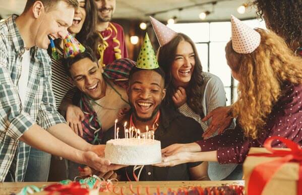 Ý tưởng cho bạn tổ chức sinh nhật bất ngờ và hiệu quả cho bạn thân - Lời chúc sinh nhật cho bạn thân hay và ý nghĩa