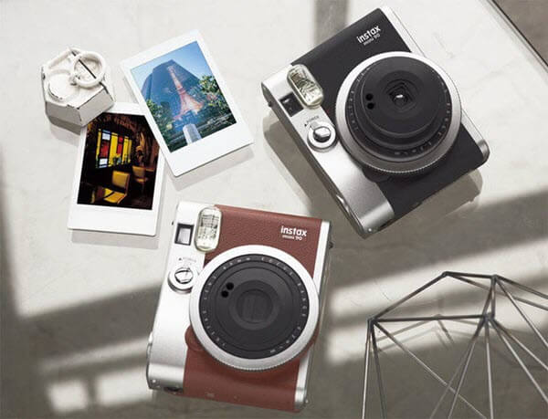 Máy chụp hình lấy liền Fujifilm Instax mini 90 Neo Classic