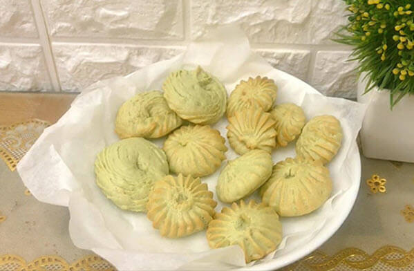 Bánh quy matcha trà xanh được nướng bằng nồi chiên không dầu