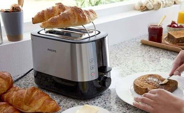 Máy nướng bánh mì có thể hâm nóng bánh mì, cũng có thể dùng để hâm nóng cà phê
