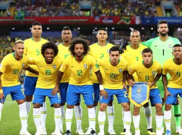 Biệt danh của đội tuyển Brazil - Selecao (những vũ công Samba)